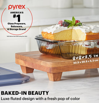Pyrex® Colours Sculpted Smoke Bakeware Square w/Plastic Lid 20cm