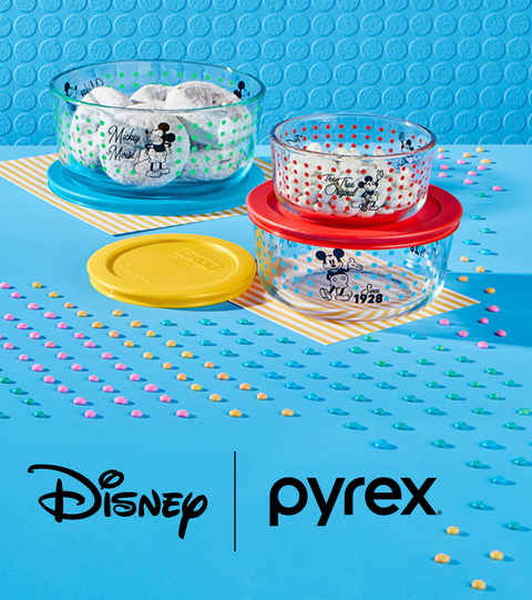 Disney Pyrex Mickey Bowls, New set of 3 , 4 cup storage glass with
