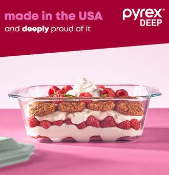 Pyrex® Deep Dish Square Baker with Sage Lid 2.5L
